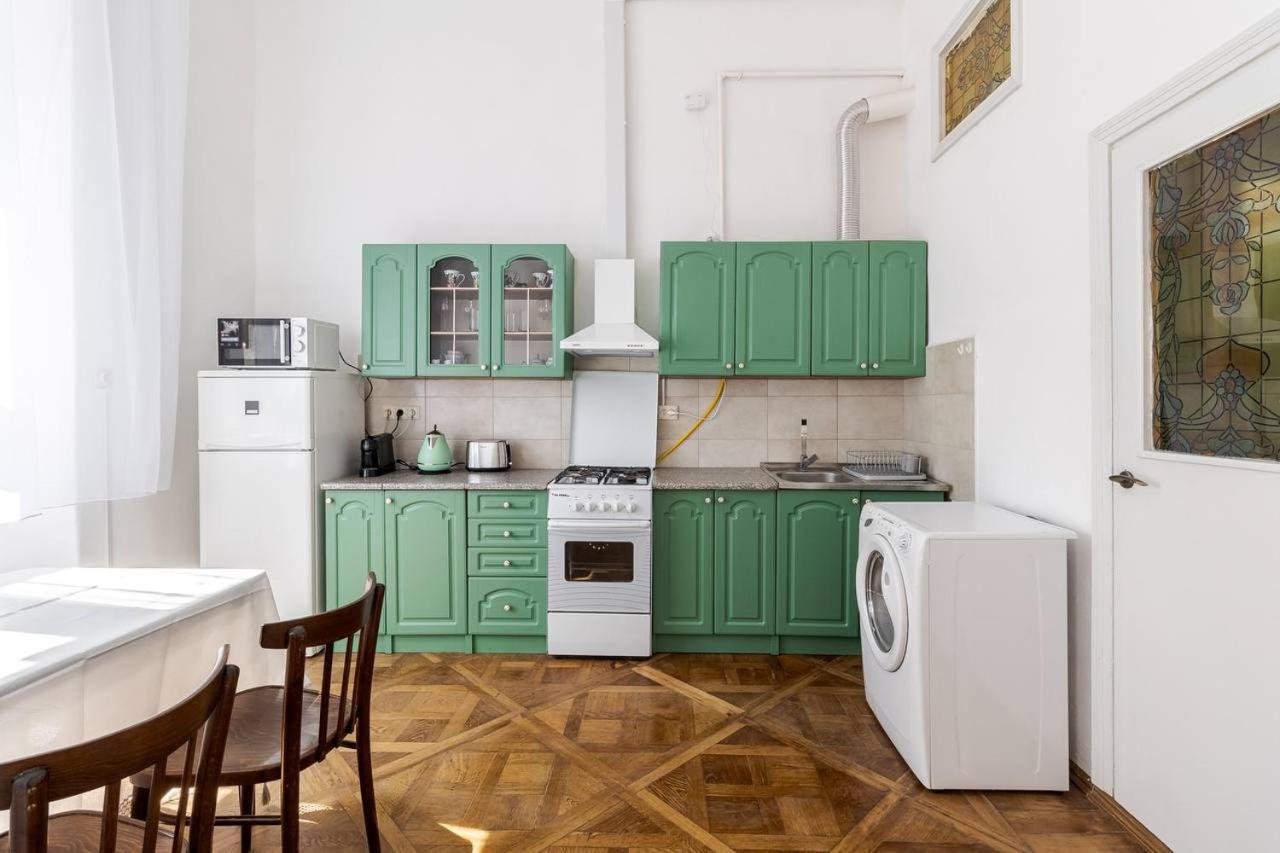 Апартаменти На Площі Ринок 12 Lviv Luaran gambar